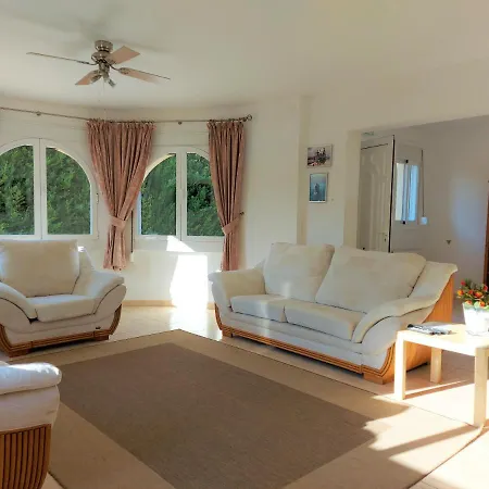 Vista Mar Bed and Breakfast *
