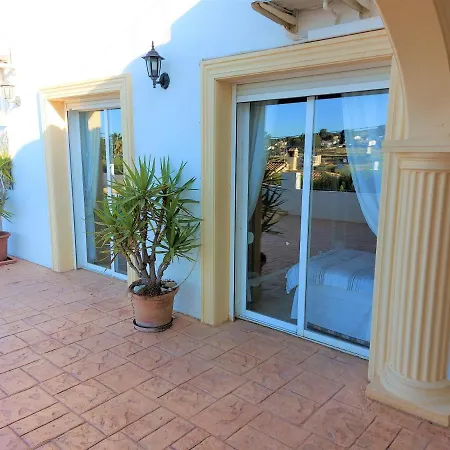 Vista Mar Bed and Breakfast *